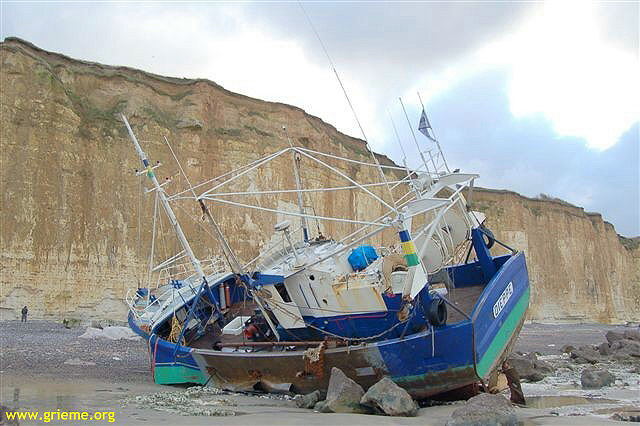 Échoué à proximité de la côte