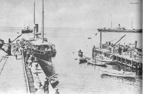 A gauche, ce qui est probablement le DIAMANT