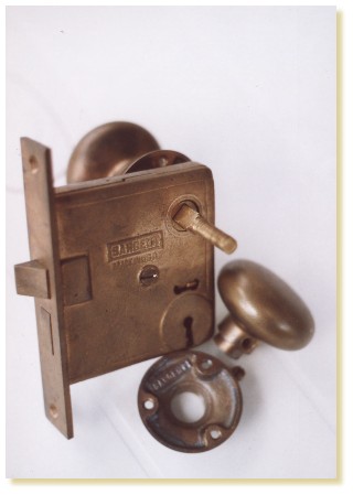 Une serrure appartenant à l'Empire Broadsword