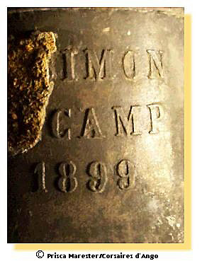 Les lettres se dévoilent progressivement...